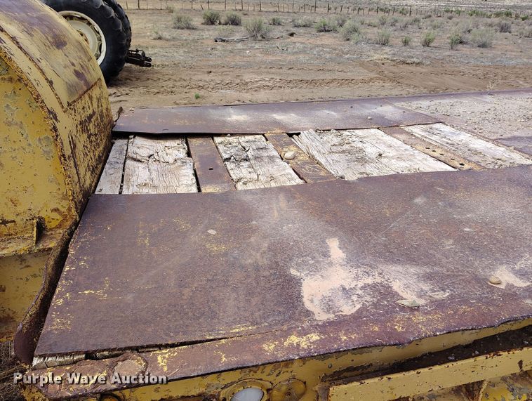 image for item DP4927 1945 LACR equipment trailer