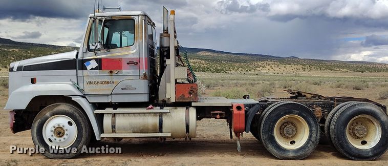 image for item DP4931 1986 Freightliner Conventional semi truck