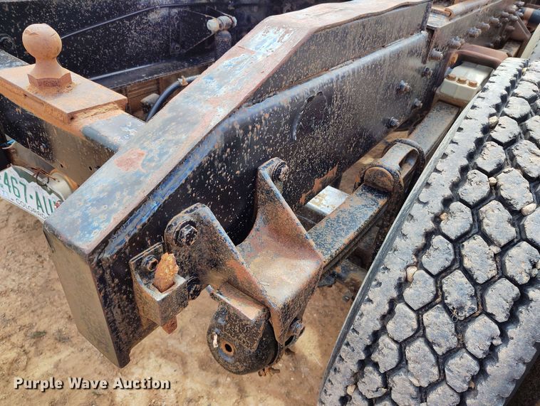 image for item DP4931 1986 Freightliner Conventional semi truck