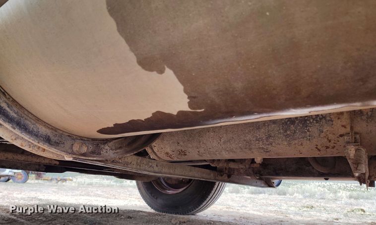 image for item DP4931 1986 Freightliner Conventional semi truck