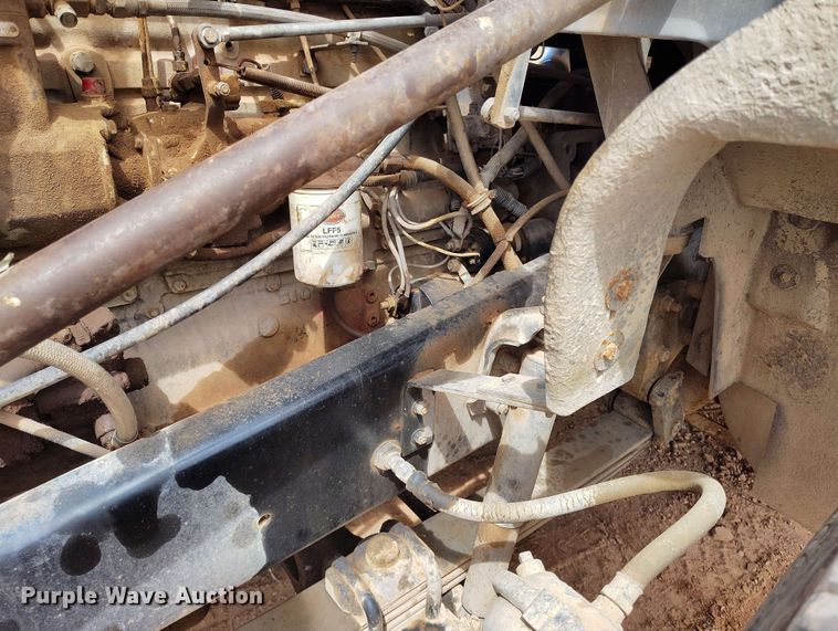 image for item DP4931 1986 Freightliner Conventional semi truck