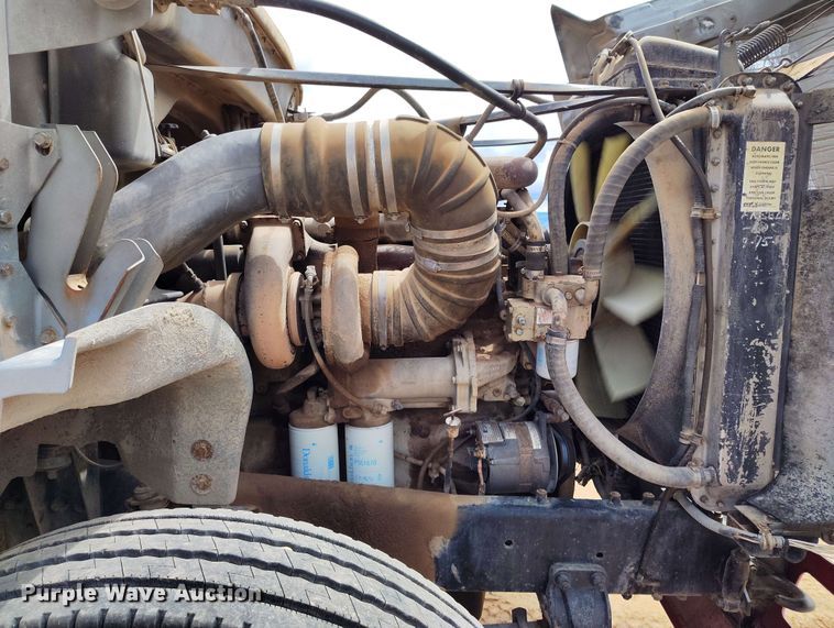 image for item DP4931 1986 Freightliner Conventional semi truck