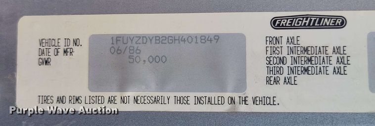 image for item DP4931 1986 Freightliner Conventional semi truck