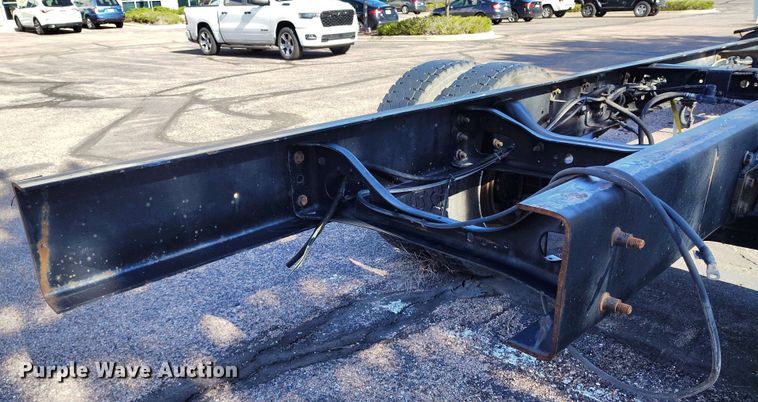 image for item DP4934 2009 International DuraStar 4300 truck cab and chassis