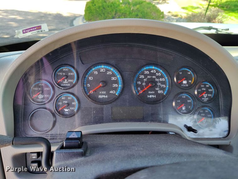 image for item DP4934 2009 International DuraStar 4300 truck cab and chassis