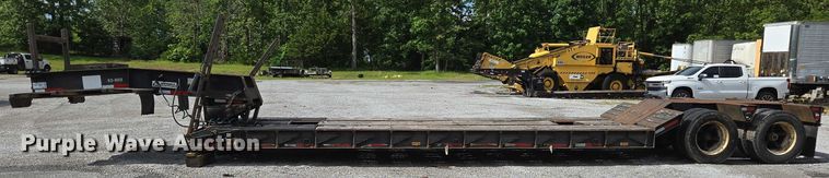 image for item DP6375 1993 Witzco Trailers Inc. RG-35 lowboy equipment trailer