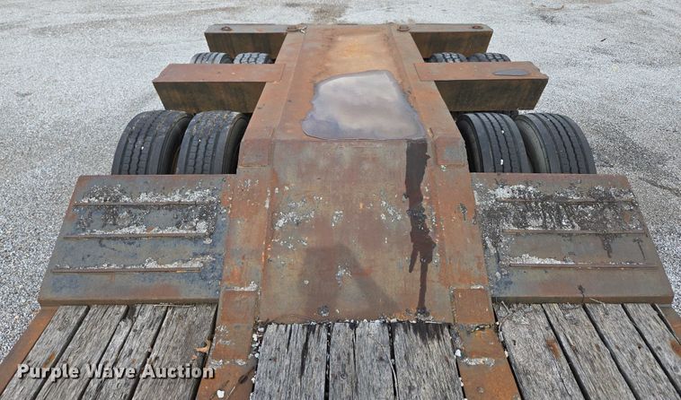image for item DP6375 1993 Witzco Trailers Inc. RG-35 lowboy equipment trailer