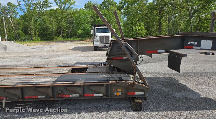 image for item DP6375 1993 Witzco Trailers Inc. RG-35 lowboy equipment trailer