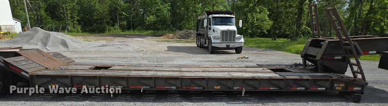 image for item DP6375 1993 Witzco Trailers Inc. RG-35 lowboy equipment trailer