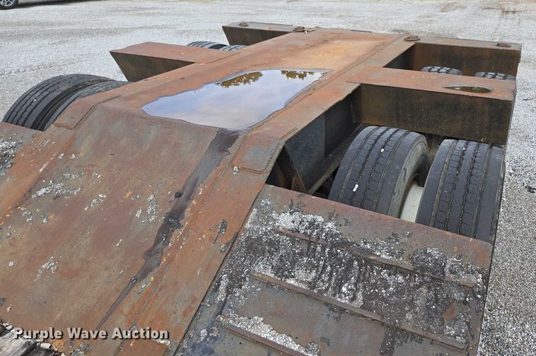 image for item DP6375 1993 Witzco Trailers Inc. RG-35 lowboy equipment trailer