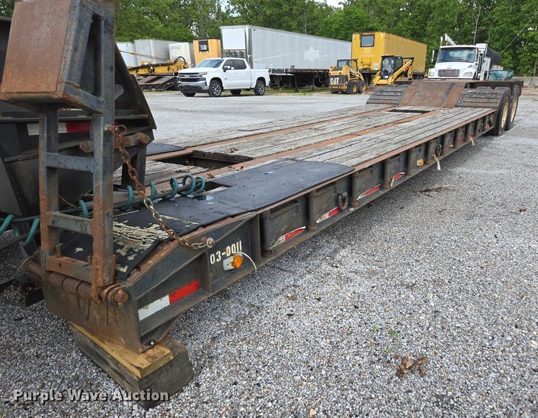image for item DP6375 1993 Witzco Trailers Inc. RG-35 lowboy equipment trailer