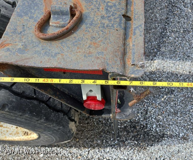 image for item DP6375 1993 Witzco Trailers Inc. RG-35 lowboy equipment trailer