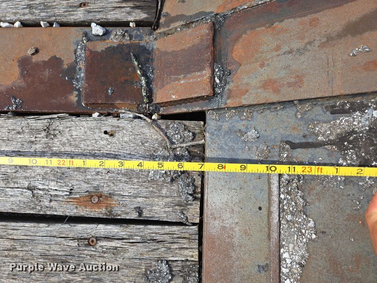 image for item DP6375 1993 Witzco Trailers Inc. RG-35 lowboy equipment trailer