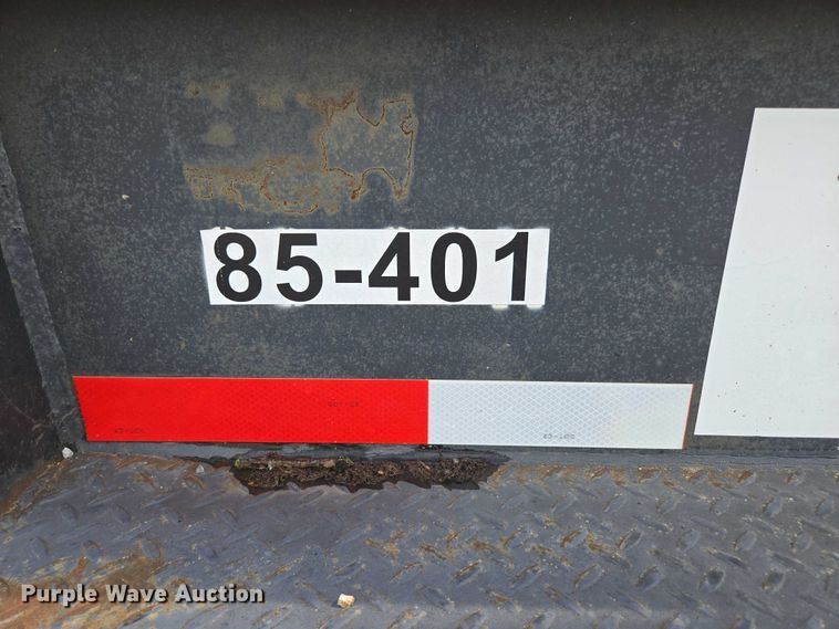 image for item DP6375 1993 Witzco Trailers Inc. RG-35 lowboy equipment trailer