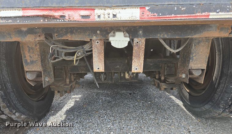 image for item DP6375 1993 Witzco Trailers Inc. RG-35 lowboy equipment trailer