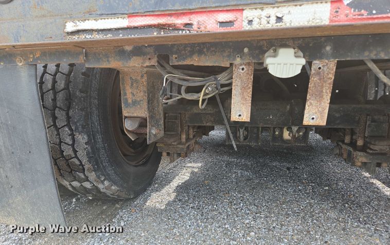 image for item DP6375 1993 Witzco Trailers Inc. RG-35 lowboy equipment trailer