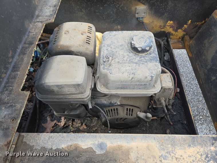 image for item DP6375 1993 Witzco Trailers Inc. RG-35 lowboy equipment trailer