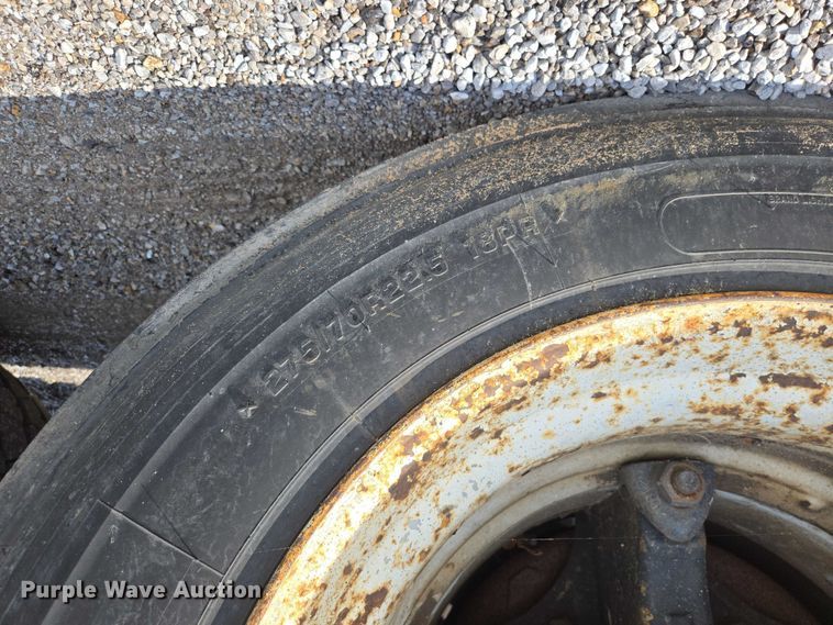 image for item DP6375 1993 Witzco Trailers Inc. RG-35 lowboy equipment trailer