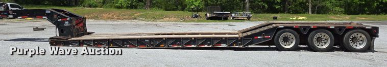 image for item DP6376 2002 Trail King TK110HDG lowboy equipment trailer
