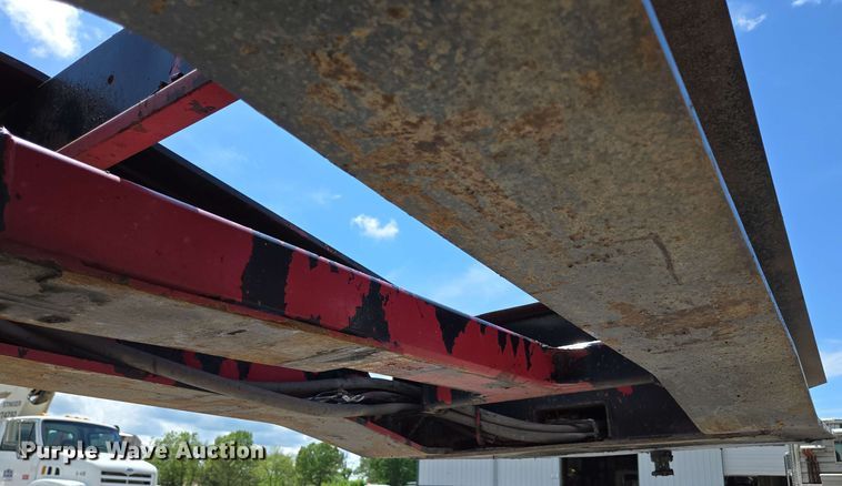 image for item DP6376 2002 Trail King TK110HDG lowboy equipment trailer