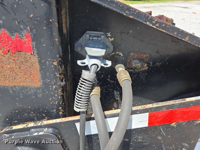 image for item DP6376 2002 Trail King TK110HDG lowboy equipment trailer