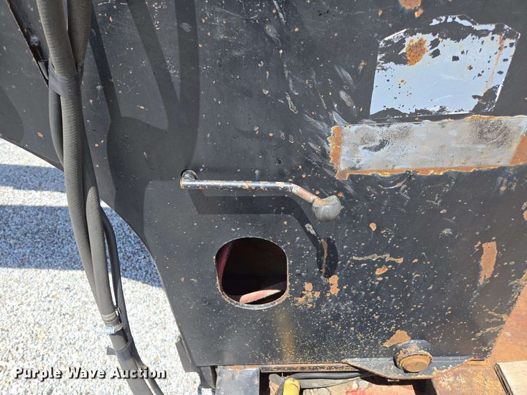 image for item DP6376 2002 Trail King TK110HDG lowboy equipment trailer