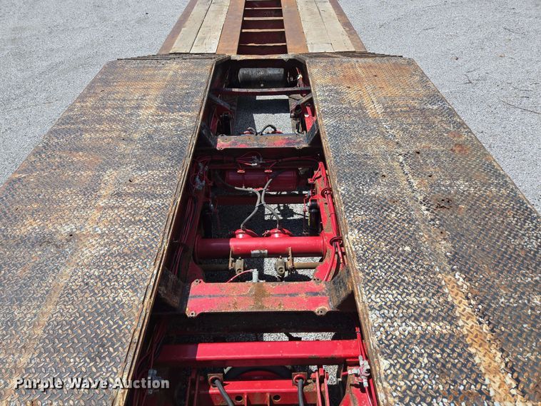 image for item DP6376 2002 Trail King TK110HDG lowboy equipment trailer