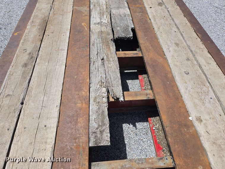 image for item DP6376 2002 Trail King TK110HDG lowboy equipment trailer