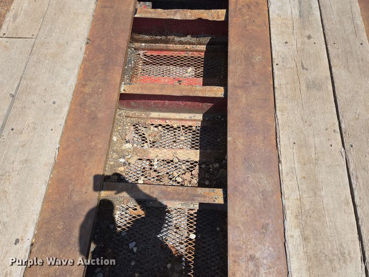 image for item DP6376 2002 Trail King TK110HDG lowboy equipment trailer