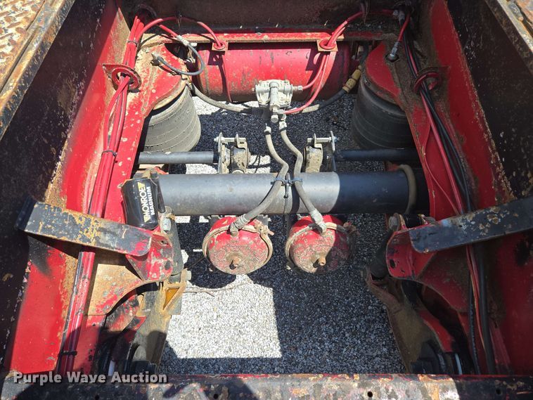 image for item DP6376 2002 Trail King TK110HDG lowboy equipment trailer