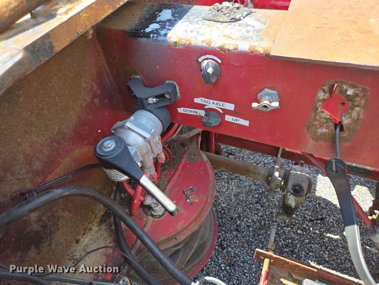 image for item DP6376 2002 Trail King TK110HDG lowboy equipment trailer