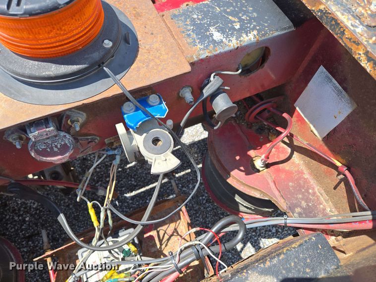 image for item DP6376 2002 Trail King TK110HDG lowboy equipment trailer