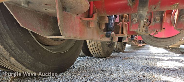 image for item DP6376 2002 Trail King TK110HDG lowboy equipment trailer