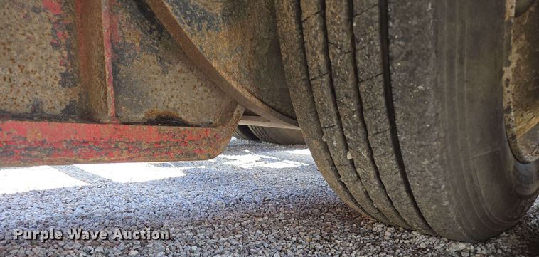 image for item DP6376 2002 Trail King TK110HDG lowboy equipment trailer