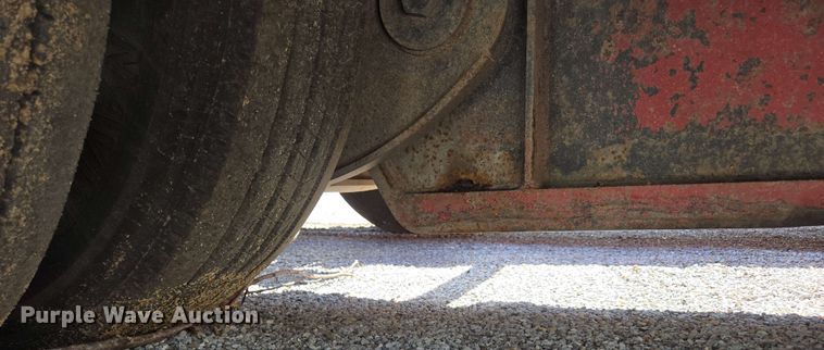 image for item DP6376 2002 Trail King TK110HDG lowboy equipment trailer