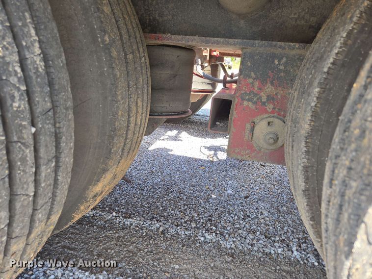 image for item DP6376 2002 Trail King TK110HDG lowboy equipment trailer