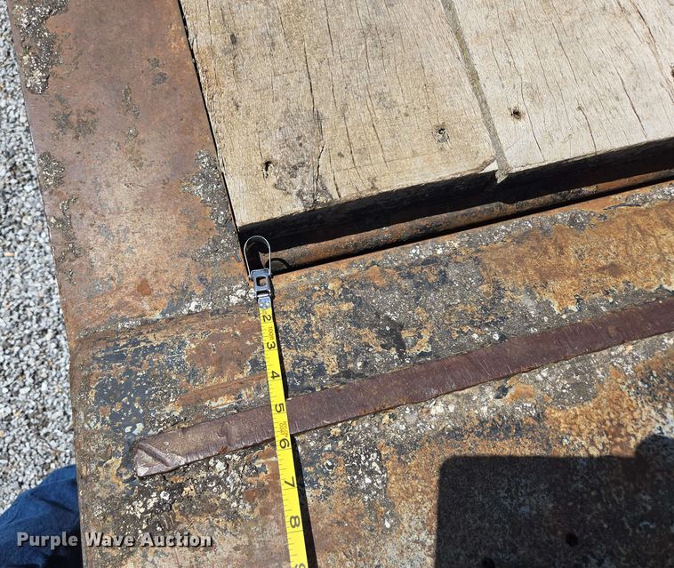 image for item DP6376 2002 Trail King TK110HDG lowboy equipment trailer