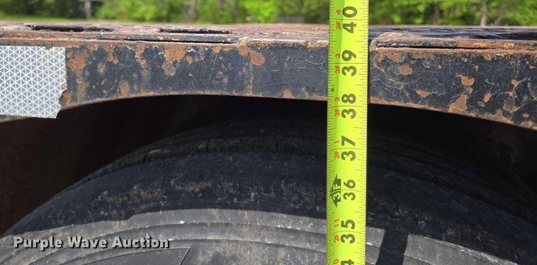 image for item DP6376 2002 Trail King TK110HDG lowboy equipment trailer