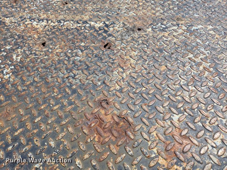 image for item DP6376 2002 Trail King TK110HDG lowboy equipment trailer