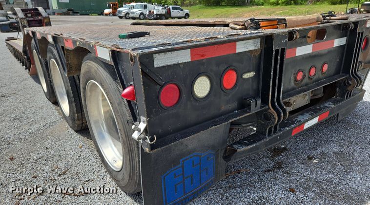 image for item DP6376 2002 Trail King TK110HDG lowboy equipment trailer