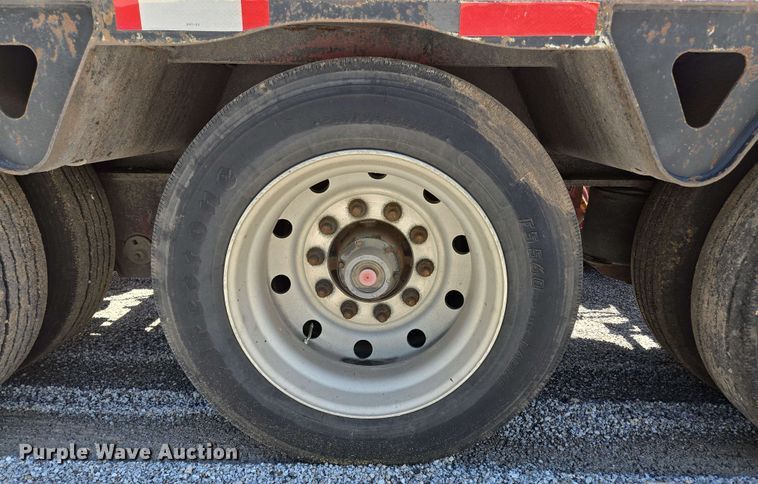 image for item DP6376 2002 Trail King TK110HDG lowboy equipment trailer