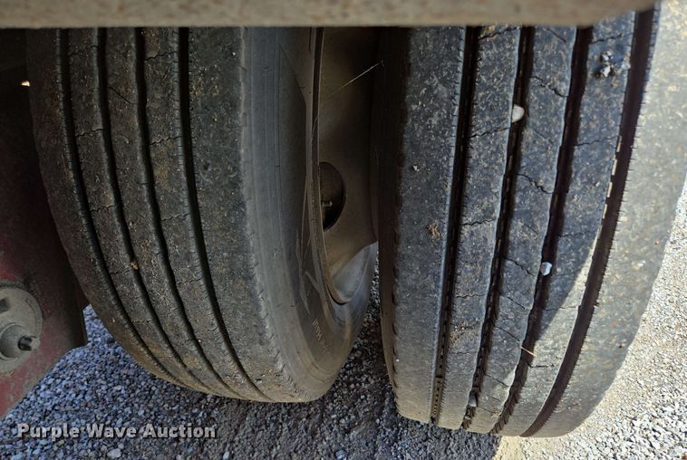 image for item DP6376 2002 Trail King TK110HDG lowboy equipment trailer