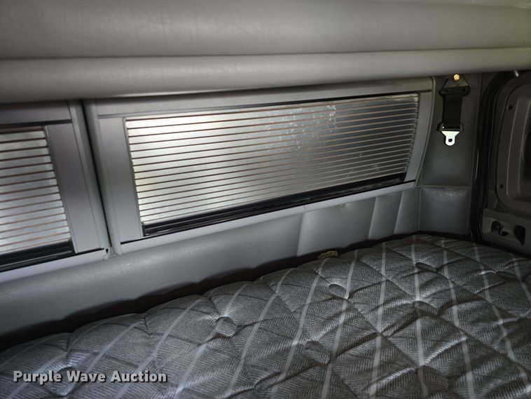 image for item DT6839 2007 Peterbilt 379 semi truck