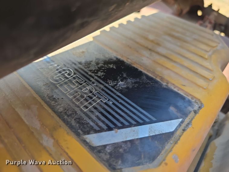 image for item DT6839 2007 Peterbilt 379 semi truck