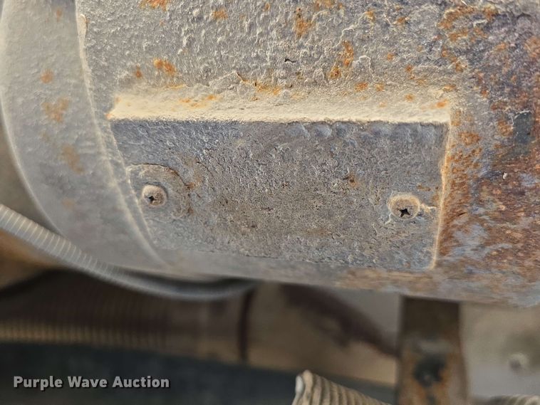 image for item DT6840 2012 Kenworth W900 semi truck