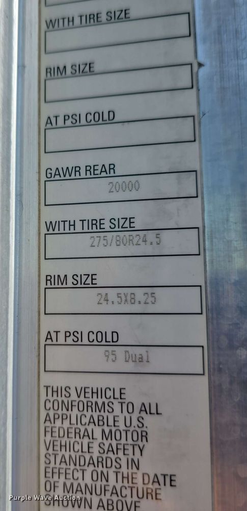 image for item DT6840 2012 Kenworth W900 semi truck