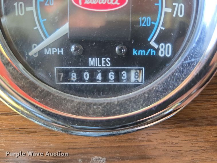 image for item DT6841 1985 Peterbilt 359 semi truck