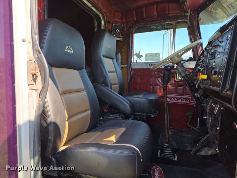 image for item DT6841 1985 Peterbilt 359 semi truck