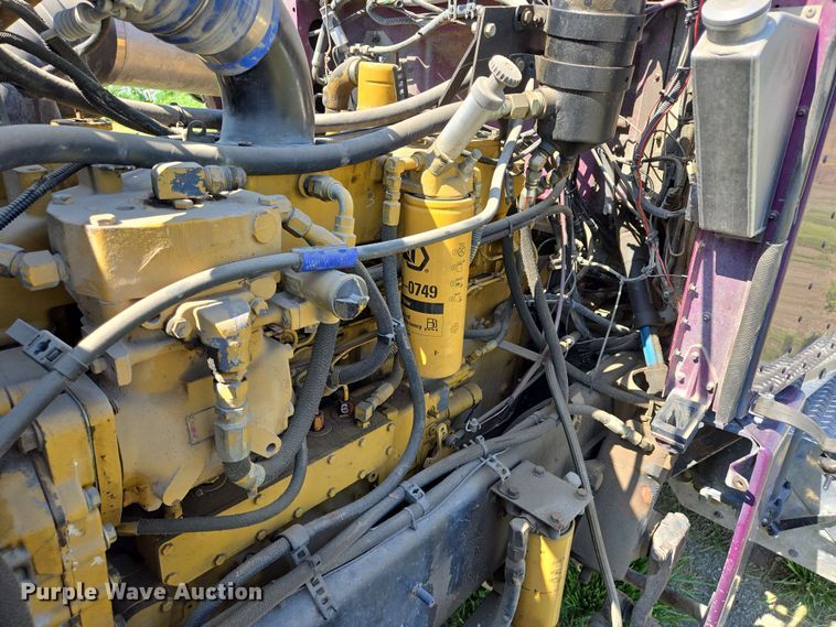 image for item DT6841 1985 Peterbilt 359 semi truck