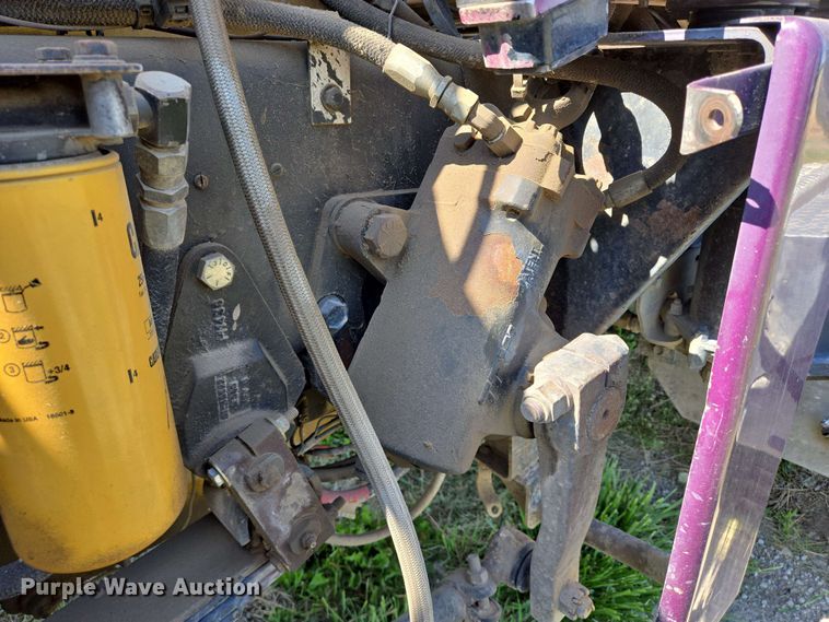 image for item DT6841 1985 Peterbilt 359 semi truck